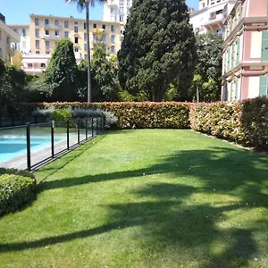 Inter Superb Piscine 5 Min Gare Menton